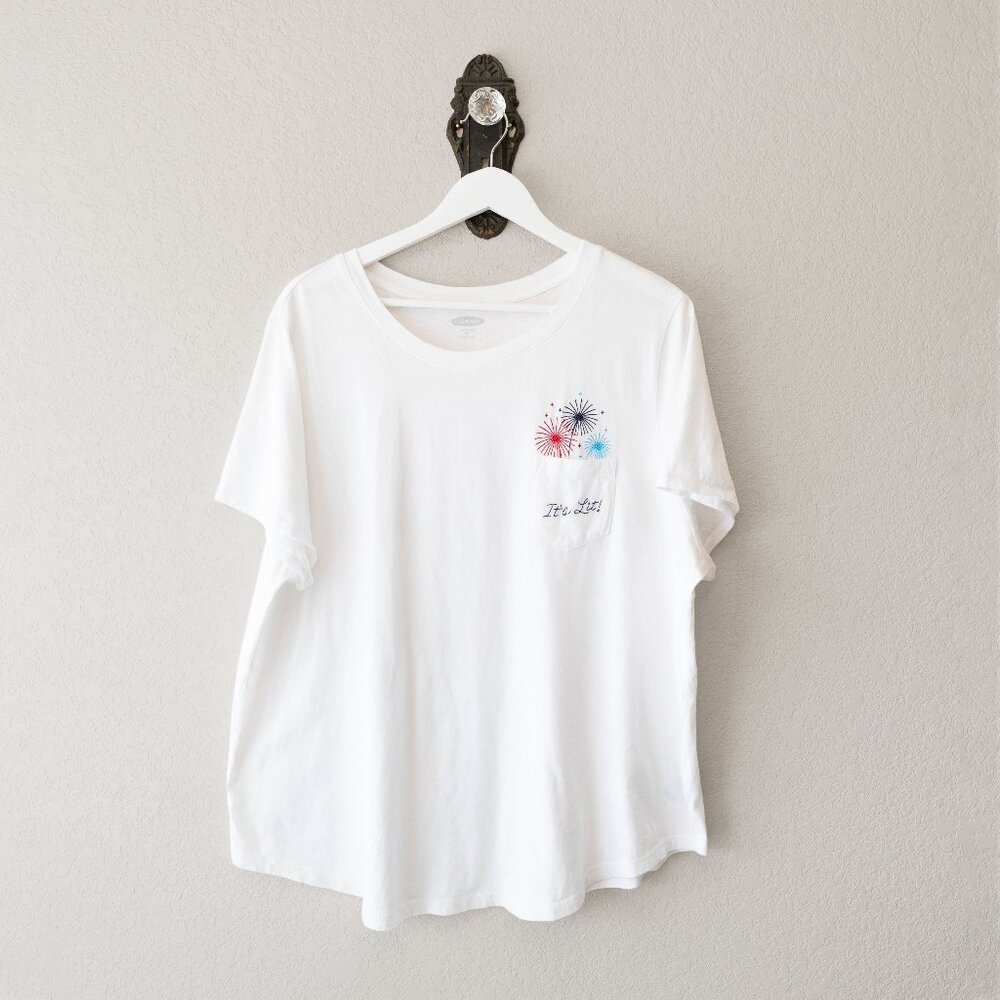 Old Navy Fireworks Tee XXL White Pocket T Shirt 4th Of July Patriotic